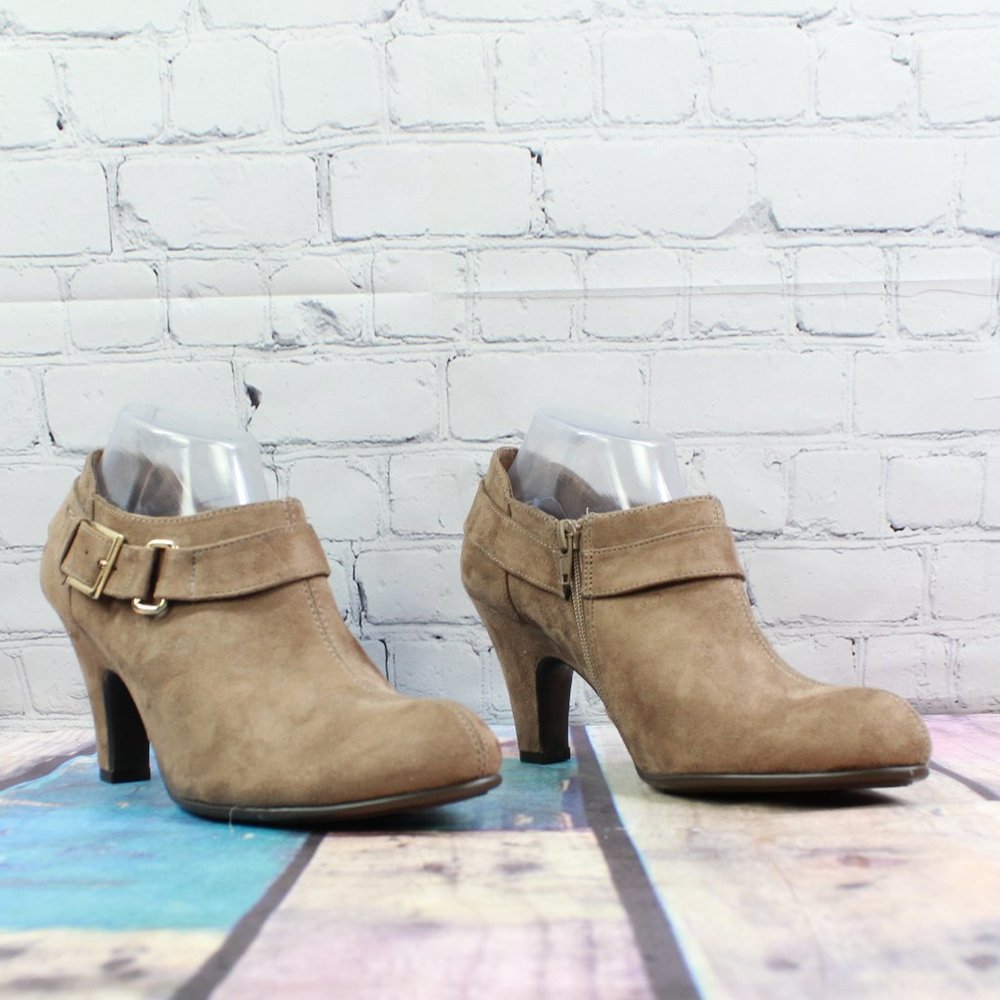 Aerosoles Brown Leather Side Zip Ankle Strap Heeled Booties Size 9 - Picture 3 of 9
